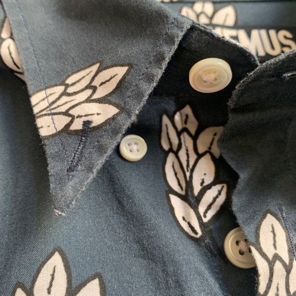 Jacquemus Shirt w/ Leaves print inside and out - Picture 6 of 15
